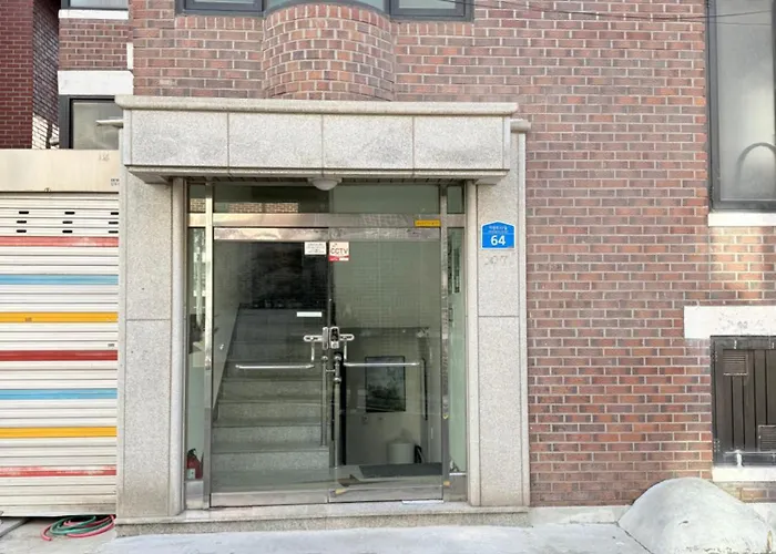 나우 *